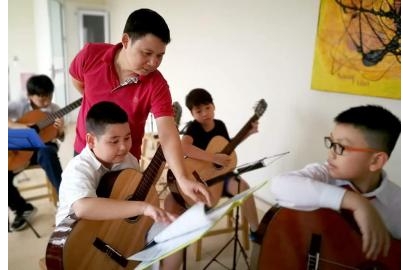 Giới Thiệu CLB Âm nhạc ngoài giờ trường Nguyễn Bỉnh Khiêm