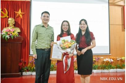Lễ công bố và trao quyết định bổ nhiệm Phó Hiệu trưởng trường Nguyễn Bỉnh Khiêm - Cầu Giấy