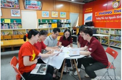 [SONG NGỮ] TẬP HUẤN XÂY DỰNG MÔI TRƯỜNG TIẾNG ANH NĂM HỌC 2025 – 2026