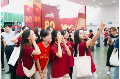 NBKERS CÙNG HÀNH TRÌNH 80 NĂM DÂN TỘC