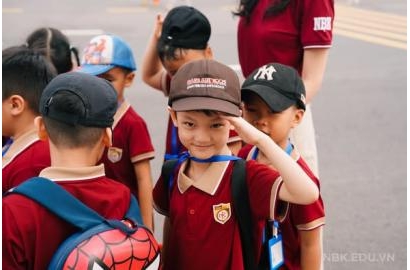 HÀNH TRÌNH LỊCH SỬ QUA ÁNH MẮT NBKERS NHÍ